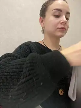 Snapshot of ellie_ssexy chatting on February 19, 2025, 4:55 am ellie ssexy online show from February 19, 2025, 4:55 am