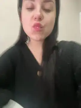 Snapshot of ellie_ssexy chatting on March 3, 2025, 4:54 am ellie ssexy online show from March 3, 2025, 4:54 am