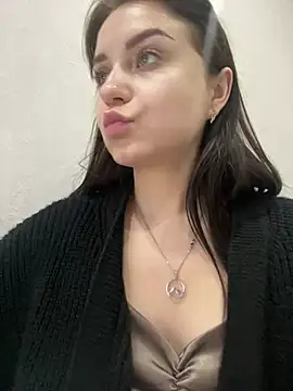 Snapshot of ellie_ssexy chatting on February 8, 2025, 4:47 am ellie ssexy online show from February 8, 2025, 4:47 am