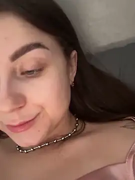 Snapshot of ellie_ssexy chatting on September 16, 2025, 4:24 am ellie ssexy online show from September 16, 2025, 4:24 am