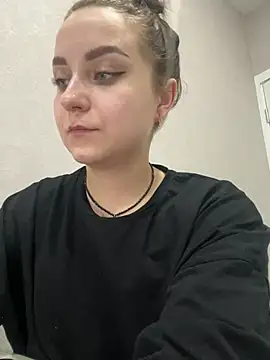 Snapshot of ellie_ssexy chatting on February 22, 2025, 9:15 pm ellie ssexy online show from February 22, 2025, 9:15 pm