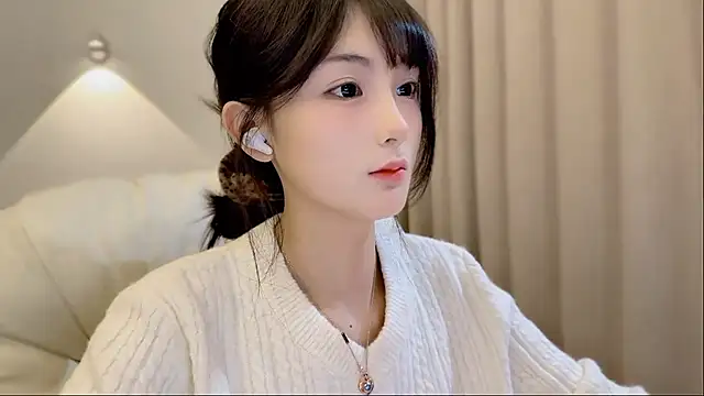 SHUIshui  online show from December 5, 2025, 1:32 pm