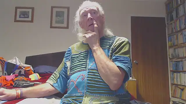 WaverlyKernow online show from February 7, 2026, 10:45 am