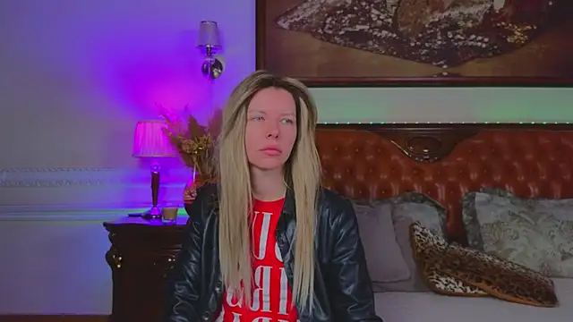 Snapshot of Real_Tini chatting on February 6, 2026, 6:09 am Real Tini online show from February 6, 2026, 6:09 am