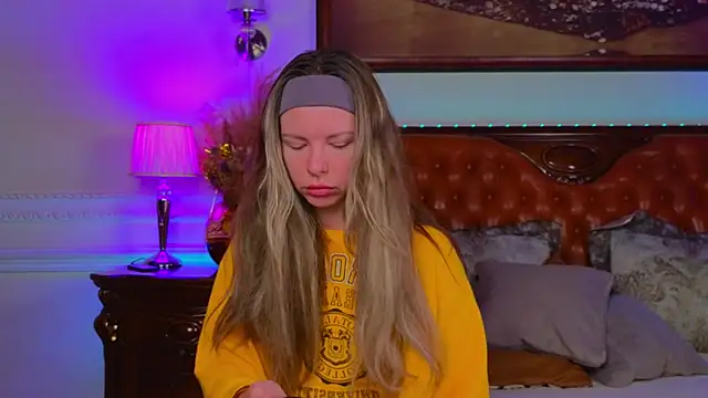 Snapshot of Real_Tini chatting on January 8, 2026, 6:08 am Real Tini online show from January 8, 2026, 6:08 am