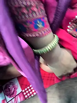 Crezy-Queen01 online show from November 8, 2025, 8:18 am