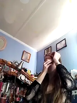 beelzebubblesxo online show from November 14, 2025, 4:10 pm