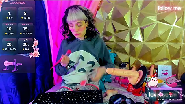 Snapshot of neeko_princes chatting on September 19, 2025, 12:20 pm neeko princes online show from September 19, 2025, 12:20 pm