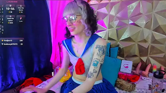 Snapshot of neeko_princes chatting on February 23, 2025, 3:18 pm neeko princes online show from February 23, 2025, 3:18 pm