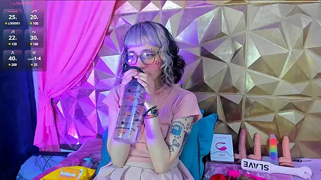 Snapshot of neeko_princes chatting on March 10, 2025, 3:20 pm neeko princes online show from March 10, 2025, 3:20 pm