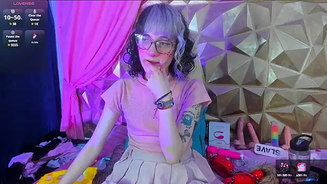 Snapshot of neeko_princes chatting on March 7, 2025, 12:34 pm neeko princes online show from March 7, 2025, 12:34 pm