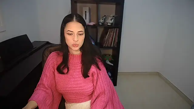 Windy butterfly online show from October 14, 2025, 8:53 pm