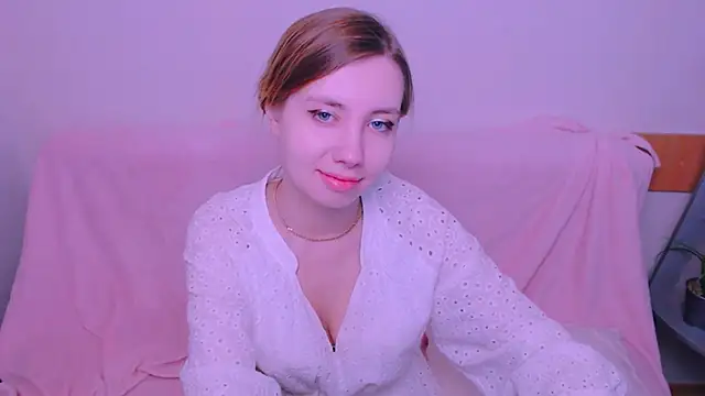 Snapshot of AliceFire_ chatting on June 1, 2026, 8:58 am AliceFire online show from June 1, 2026, 8:58 am