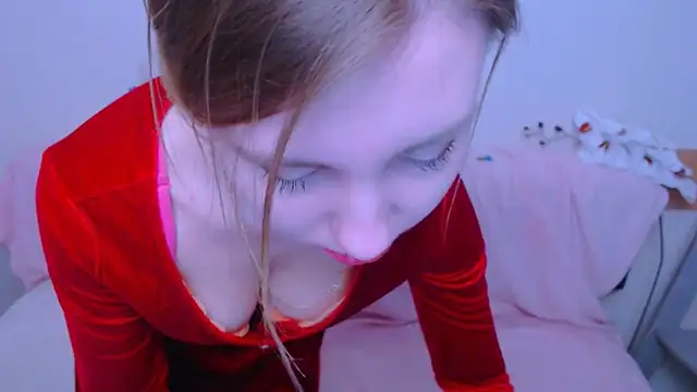 Snapshot of AliceFire_ chatting on April 21, 2026, 10:44 am AliceFire online show from April 21, 2026, 10:44 am