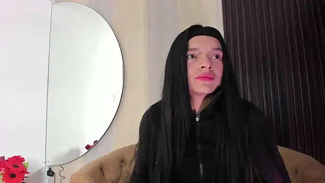 Snapshot of _shantal_smith chatting on February 24, 2026, 12:33 am shantal smith online show from February 24, 2026, 12:33 am