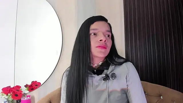 Snapshot of _shantal_smith chatting on February 26, 2026, 12:21 am shantal smith online show from February 26, 2026, 12:21 am