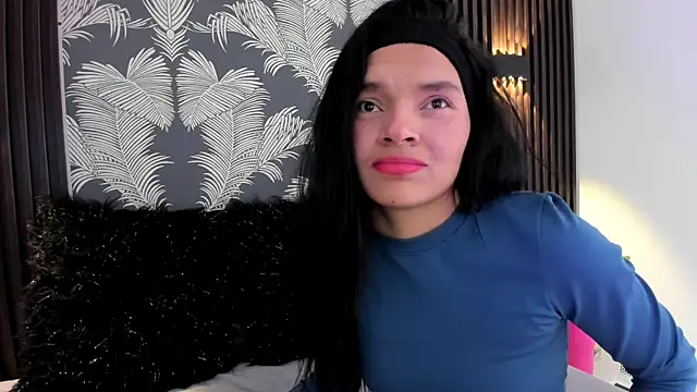 Snapshot of _shantal_smith chatting on February 17, 2026, 12:41 am shantal smith online show from February 17, 2026, 12:41 am