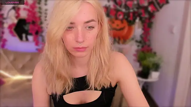 Eli Llie online show from October 27, 2025, 8:32 pm