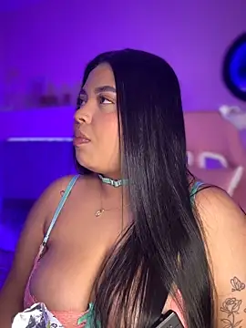 Emily cooper20 online show from April 14, 2026, 2:05 am