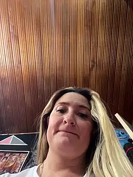 Snapshot of antonella87 chatting on March 2, 2025, 7:30 pm antonella87 online show from March 2, 2025, 7:30 pm