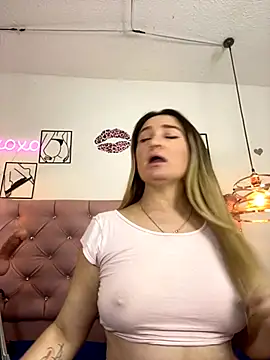 Snapshot of antonella87 chatting on September 12, 2025, 9:14 pm antonella87 online show from September 12, 2025, 9:14 pm