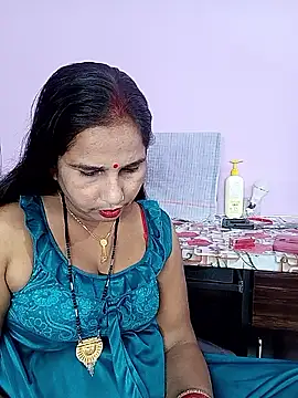 reemacouple007 online show from April 8, 2026, 5:20 am