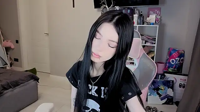 Aliceblush online show from February 26, 2026, 3:23 pm