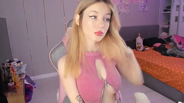 Aliceblush online show from March 13, 2025, 3:28 pm