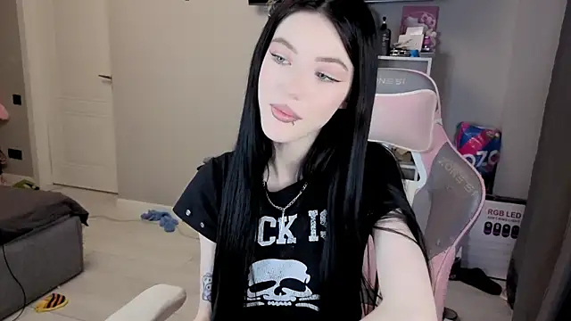 Aliceblush online show from February 27, 2026, 3:12 pm