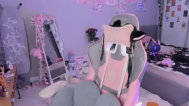 Aliceblush online show from December 14, 2024, 2:42 pm