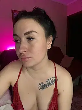 Snapshot of Roxana_Bell chatting on March 11, 2025, 10:09 pm Roxana Bell online show from March 11, 2025, 10:09 pm