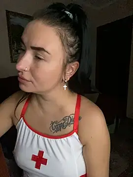 Snapshot of Roxana_Bell chatting on January 12, 2026, 10:03 pm Roxana Bell online show from January 12, 2026, 10:03 pm