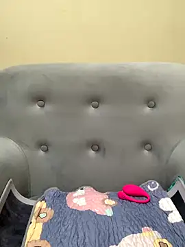 Snapshot of Linda-Mora chatting on September 9, 2025, 6:06 pm Linda-Mora online show from September 9, 2025, 6:06 pm