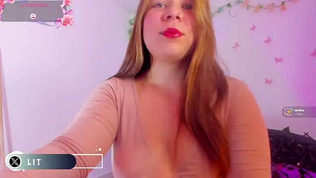 Snapshot of little_tifanny82 chatting on February 21, 2026, 6:10 pm little tifanny82 online show from February 21, 2026, 6:10 pm