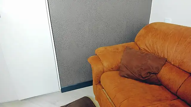 Snapshot of LayaFlow chatting on February 8, 2026, 10:13 am LayaFlow online show from February 8, 2026, 10:13 am