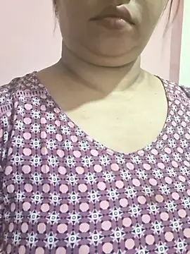 Snapshot of Ravina_patil1 chatting on March 24, 2026, 7:03 pm Ravina patil1 online show from March 24, 2026, 7:03 pm