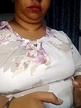 Snapshot of Ravina_patil1 chatting on March 19, 2026, 4:18 pm Ravina patil1 online show from March 19, 2026, 4:18 pm