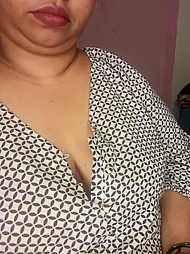 Snapshot of Ravina_patil1 chatting on March 23, 2026, 4:29 pm Ravina patil1 online show from March 23, 2026, 4:29 pm