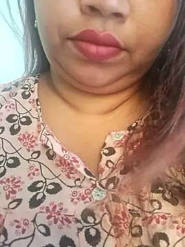 Snapshot of Ravina_patil1 chatting on March 16, 2026, 9:46 am Ravina patil1 online show from March 16, 2026, 9:46 am