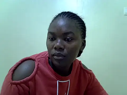 candililie online show from May 19, 2026, 1:43 am