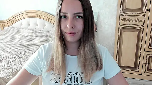 Snapshot of Mia_shy1 chatting on November 1, 2025, 7:24 am Mia shy1 online show from November 1, 2025, 7:24 am