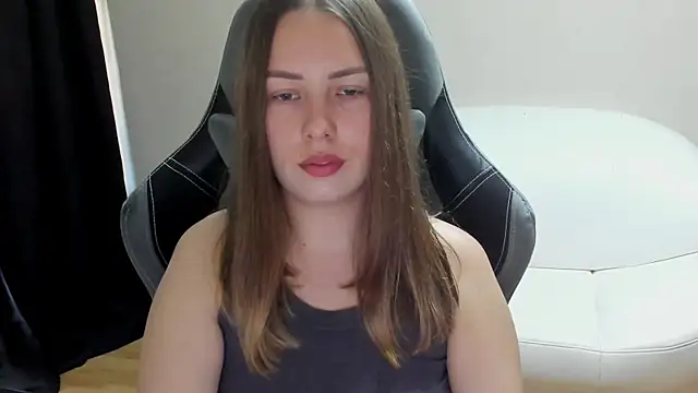 Mia shy1 online show from June 14, 2026, 4:57 am