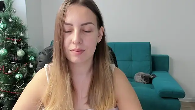 Snapshot of Mia_shy1 chatting on December 23, 2025, 8:13 am Mia shy1 online show from December 23, 2025, 8:13 am