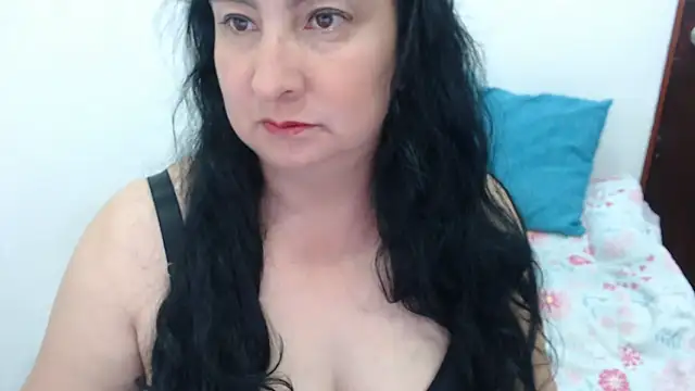 Ashyle online show from February 13, 2026, 10:54 pm