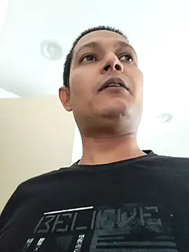 daddylove87 online show from September 13, 2025, 12:49 pm