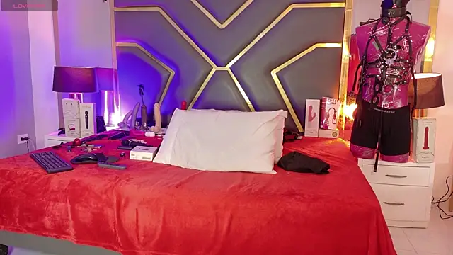 Scarlettt Ass online show from May 20, 2026, 12:02 pm