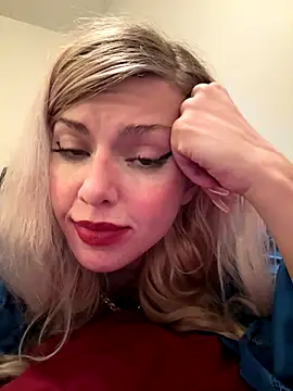 propertyofdaddy online show from November 5, 2025, 4:10 pm