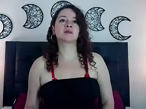 Snapshot of ArtesanaMK chatting on February 3, 2026, 11:26 am ArtesanaMK online show from February 3, 2026, 11:26 am
