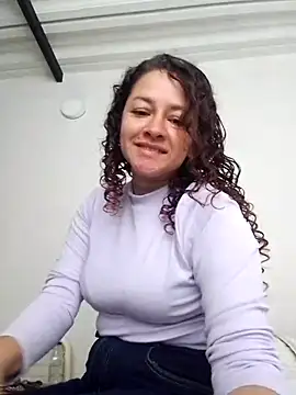 Snapshot of ArtesanaMK chatting on March 16, 2026, 3:48 pm ArtesanaMK online show from March 16, 2026, 3:48 pm