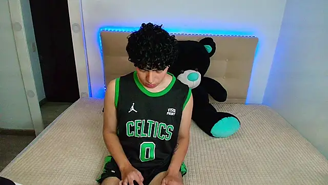 Snapshot of _nickconnor01 chatting on January 5, 2025, 9:03 pm nickconnor01 online show from January 5, 2025, 9:03 pm